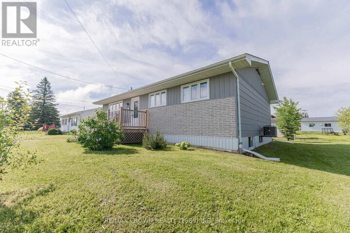 Property Photo: 36 Gauthier Street Fauquier ON P0L 1G0
