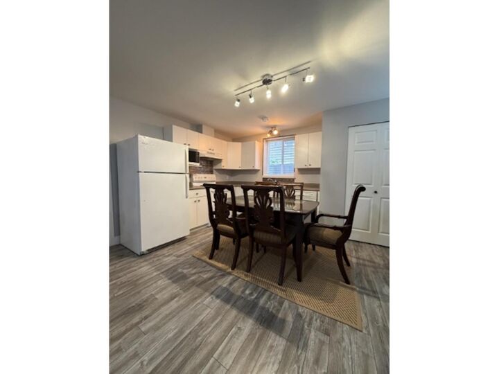 35258 Firdale Avenue — photo 1