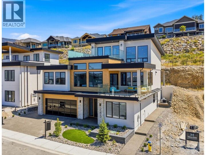 Property Photo: 245 Turnberry Street BC V1P 0B1