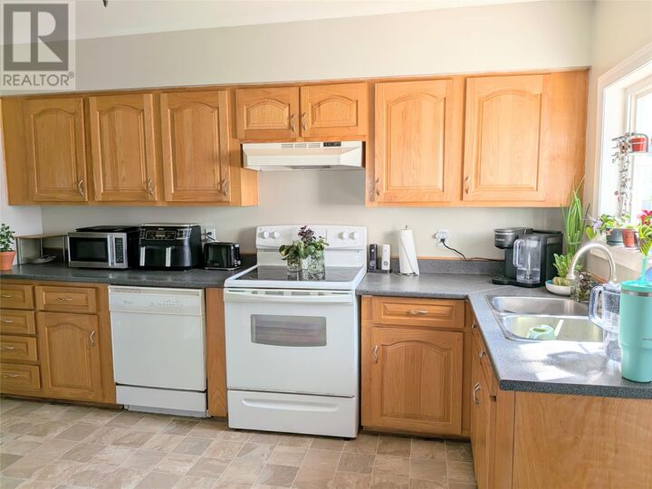 Property Photo: 13 Hillview Avenue NL A2N 1S6