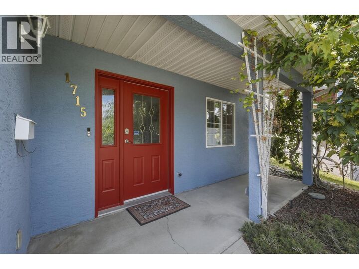 Photo de la propriété: 1715 Coldwater Drive BC V2E 2M4