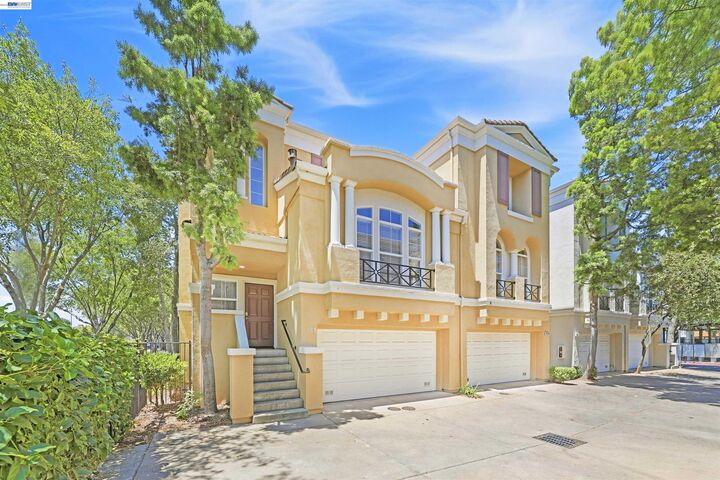 Property Photo:  895 Inspiration Pl  CA 95035 