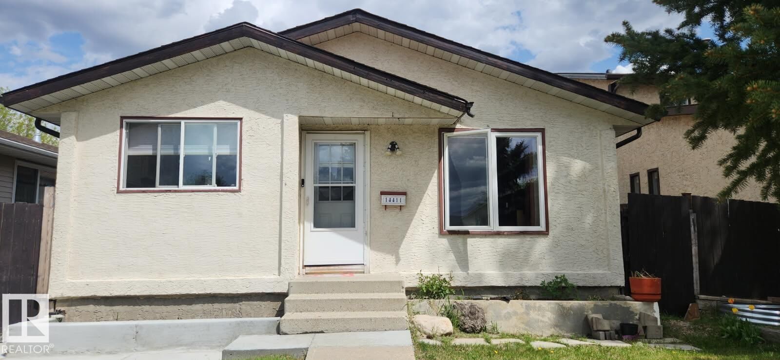 Property Photo: 14411 31 Street NW AB T5Y 1Z1