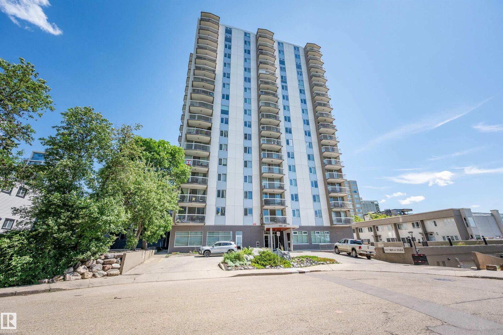 Property Photo:  9835 113 Street NW 1405  AB T5K 1N4 