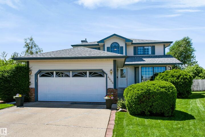 Property Photo:  4444 30 Street NW  AB T6T 1H1 
