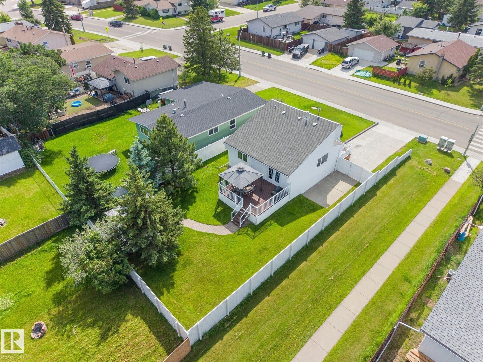 Property Photo: 3607 42 Street AB T9E 6A5
