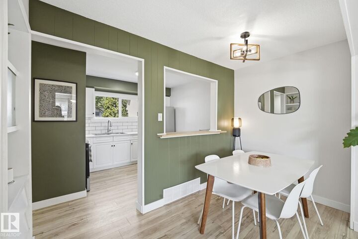 Property Photo: 10622 51 Avenue NW AB T6H 0K9