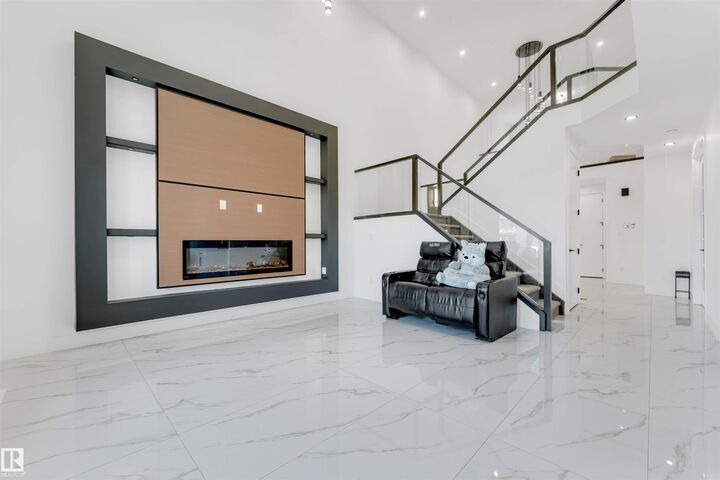 Property Photo:  2734 64 Ave  AB T4X 0H6 