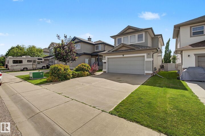 Property Photo:  616 61 Street SW  AB T6X 0G1 