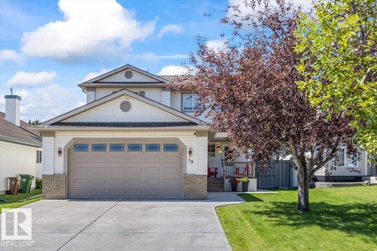 Property Photo: 19 Orlando Drive AB T8N 6V6