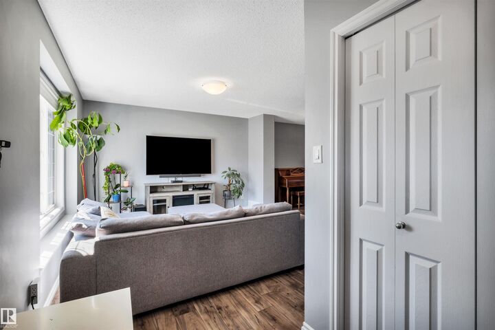 Property Photo:  2424 Wonnacott Court SW  AB T6X 2K5 