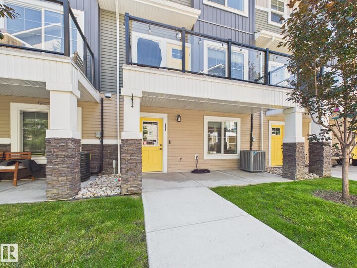 Property Photo:  230 Edgemont Road NW 11  AB T6M 0Y8 