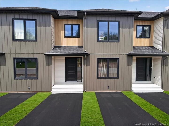 184 Des Eleves Street — photo 1