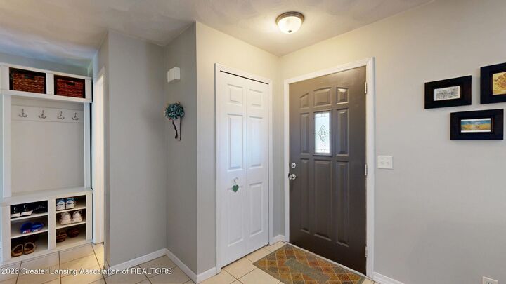 Property Photo: 916 S Canal Road MI 48917