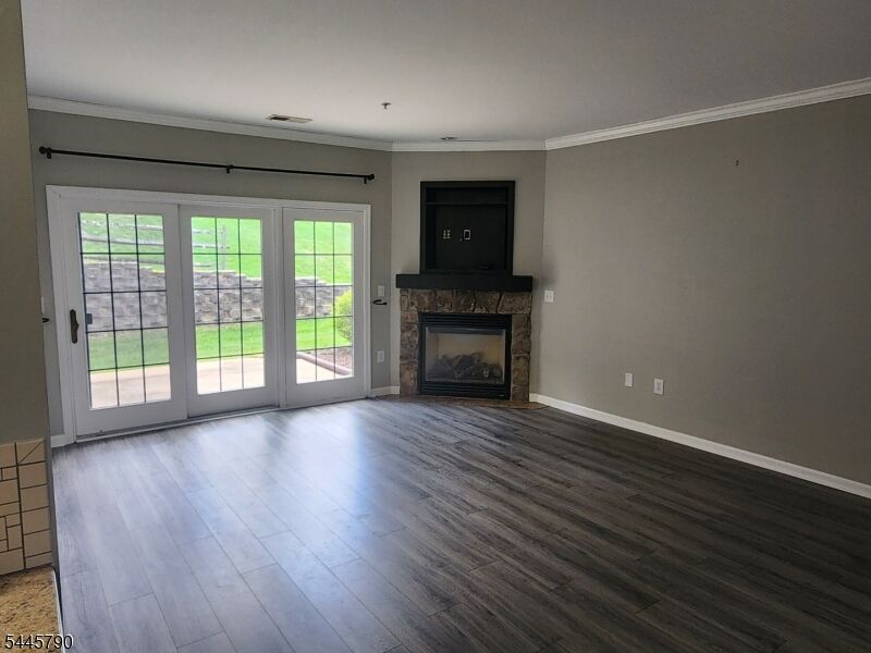 Property Photo: 10 Maple Cres 13 NJ 07462