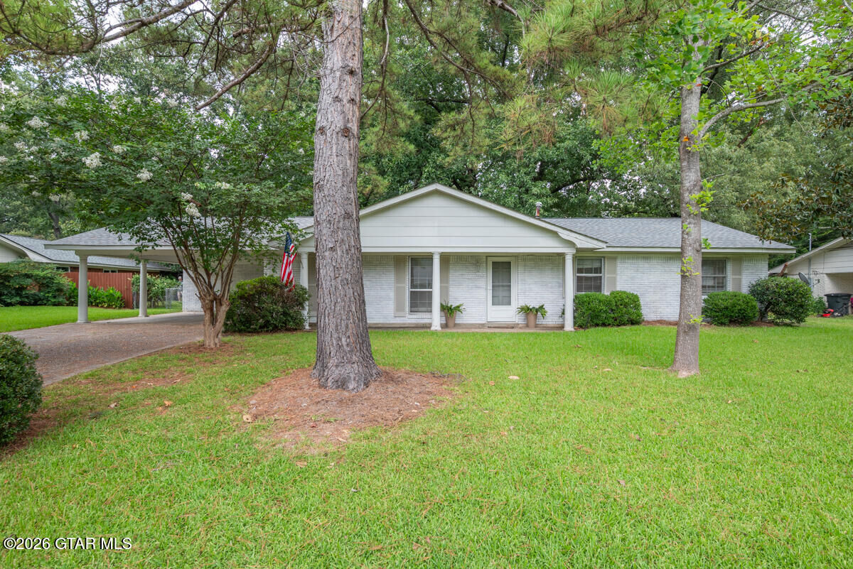 Property Photo: 702 Cypress Road MS 39759