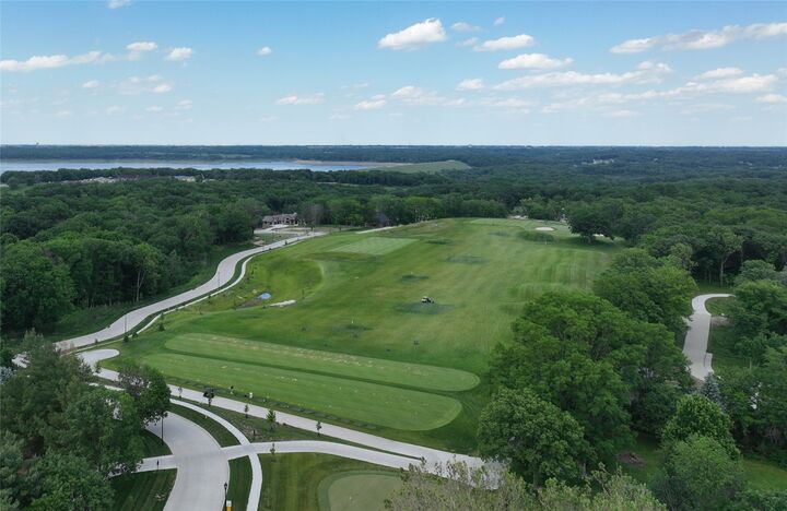 Property Photo: 7594 Bendelow Court IA 50131
