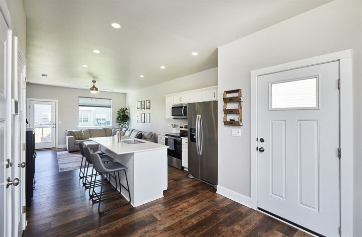 Property Photo: 4031 NE 3rd Street IA 50021