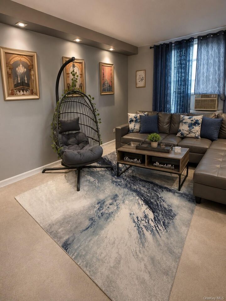 Property Photo: 1480 Thieriot Avenue 5M NY 10460