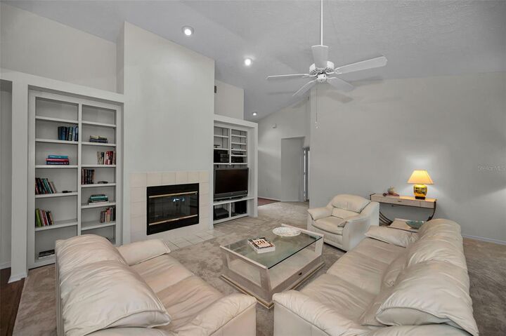 Property Photo: 900 Lucas Lane FL 34677