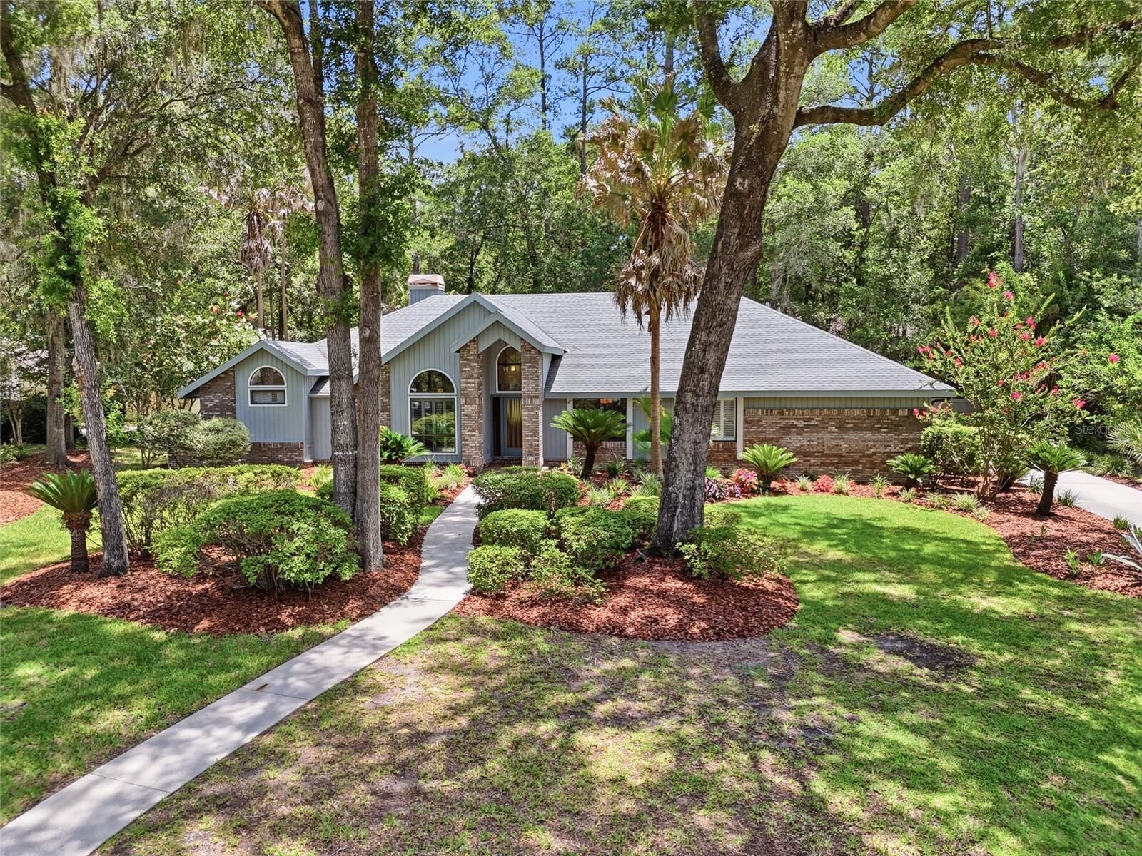 Property Photo: 8959 SW 44th Lane FL 32608