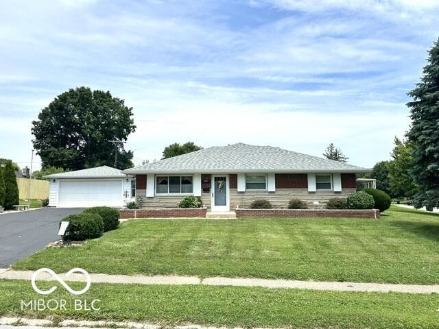 Property Photo:  602 Elm  IN 46107 