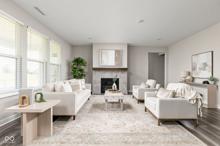 Property Photo: 3762 Stable Lane IN 46106