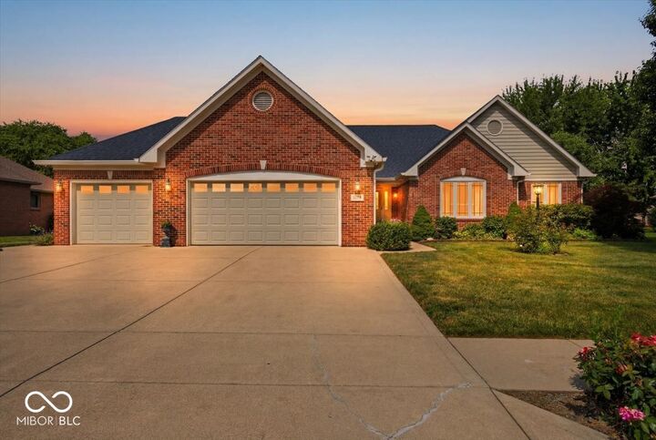 Property Photo: 1094 Brookway Drive IN 46123