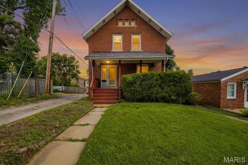 Property Photo:  6941 Dale Avenue  MO 63139 