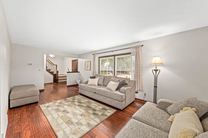 Property Photo:  128 Audubon Ct  WI 53024 