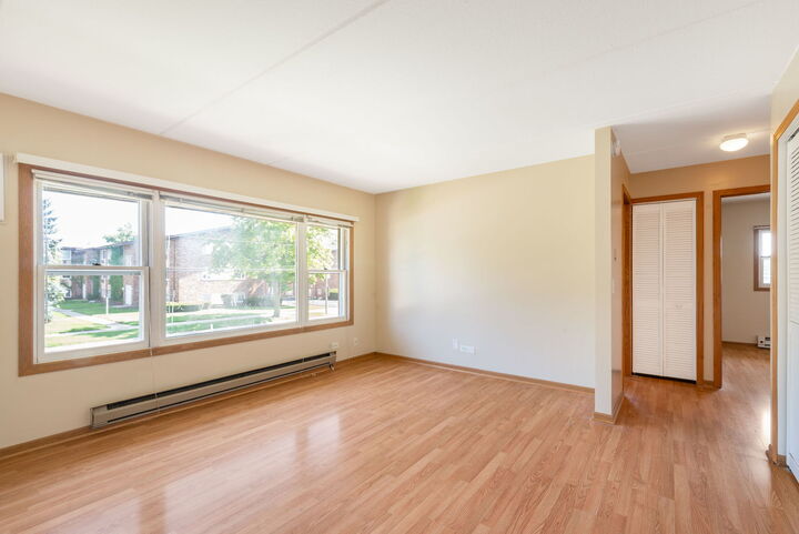 Property Photo: 9907 W 58th Street 5 IL 60525