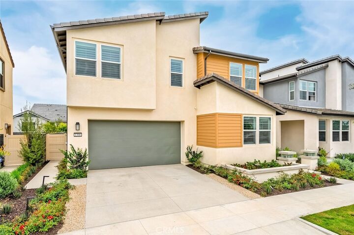 Property Photo: 1306 Roots Way CA 92694