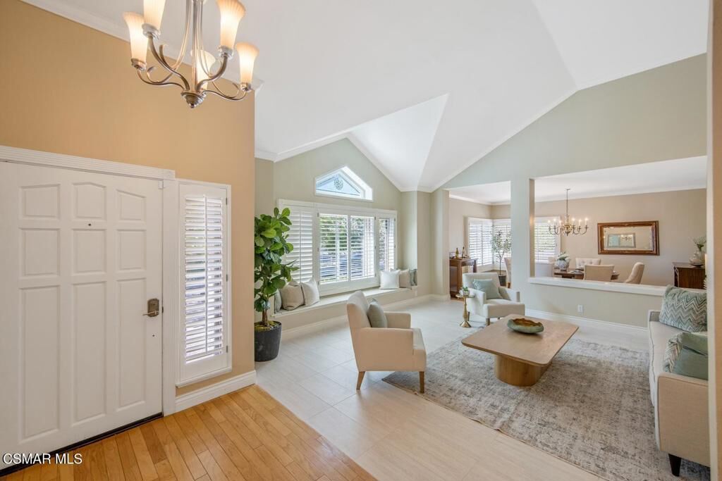 Property Photo: 838 Spring Canyon Place CA 91320