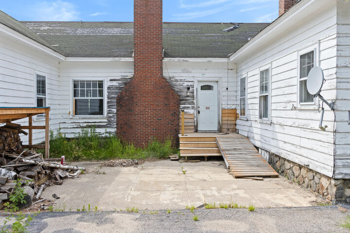Property Photo:  38 Sampson Lane  ME 04047 