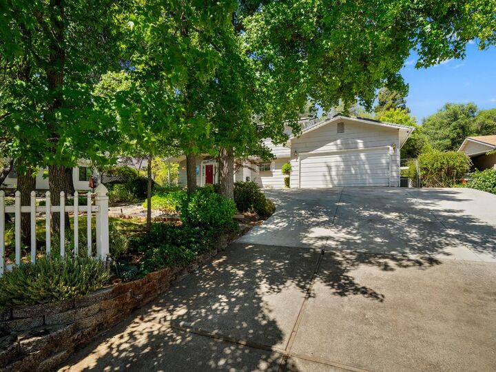 Property Photo: 3591 Fairway Drive CA 95682