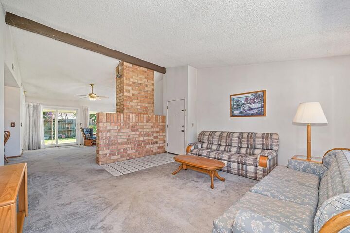 Property Photo: 5010 Buffwood Way CA 95841
