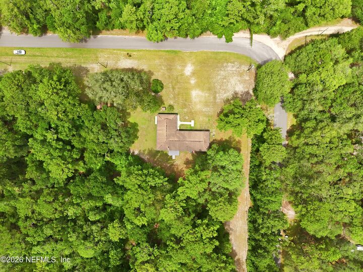 Property Photo:  1733 Hereford Road  FL 32068 