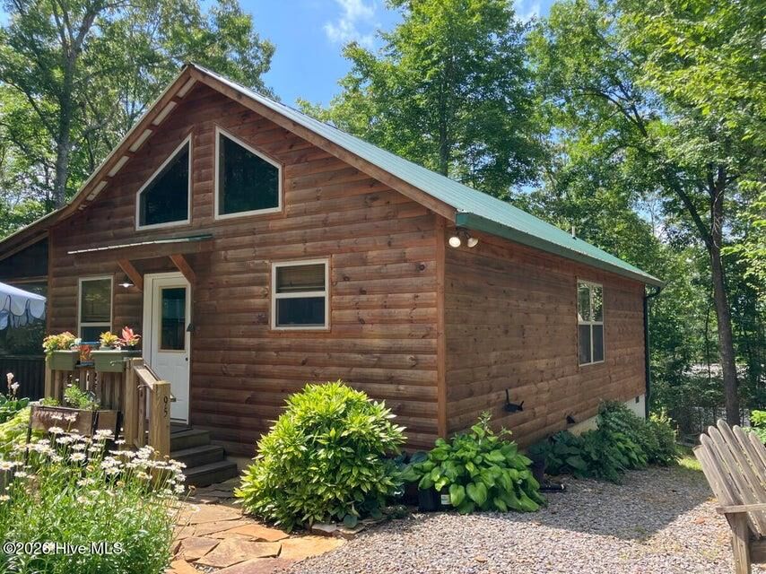 Property Photo:  195 Woodcrest Drive  NC 28906 