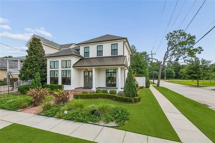 Property Photo:  6401 Avenue A  LA 70124 