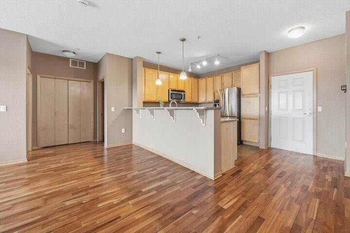 Property Photo:  2929 21st Avenue S 202  MN 55407 
