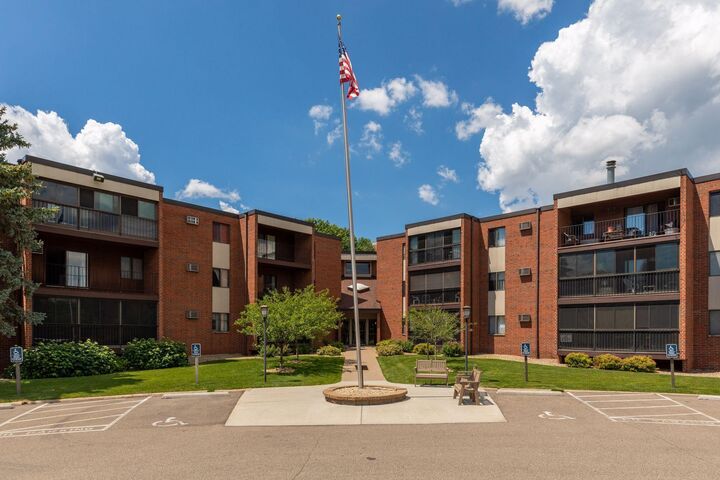 Property Photo: 1800 Riverwood Drive 219 MN 55337