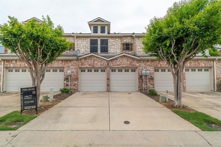 Property Photo:  2731 Olympic Park Drive  TX 75050 