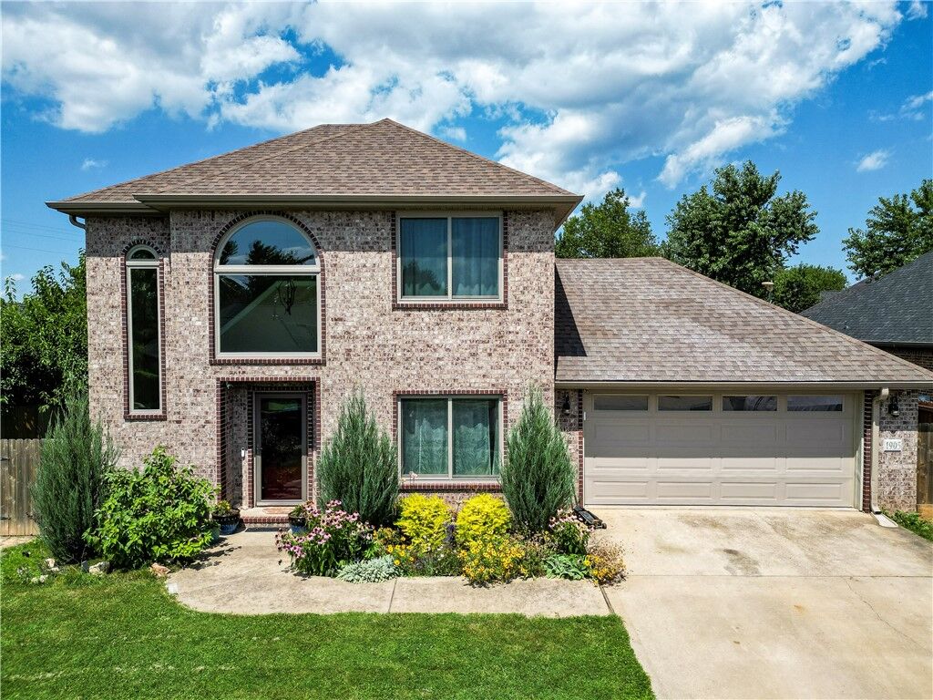 Property Photo: 1905 Countryside Lane AR 72758