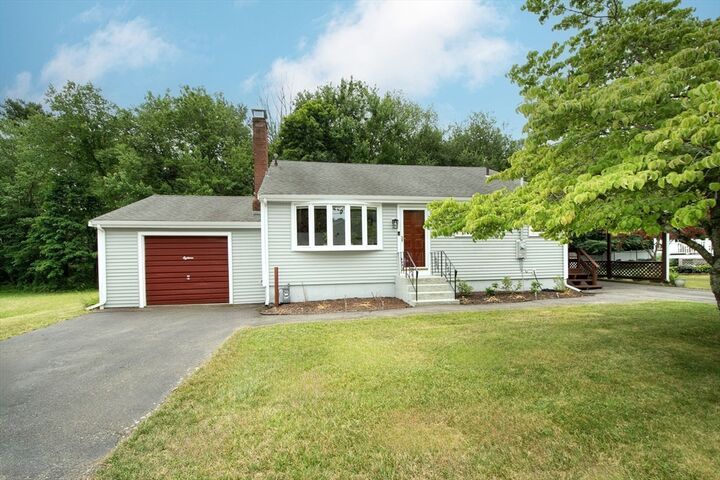 Property Photo:  18 Oakwood Dr  MA 02368 