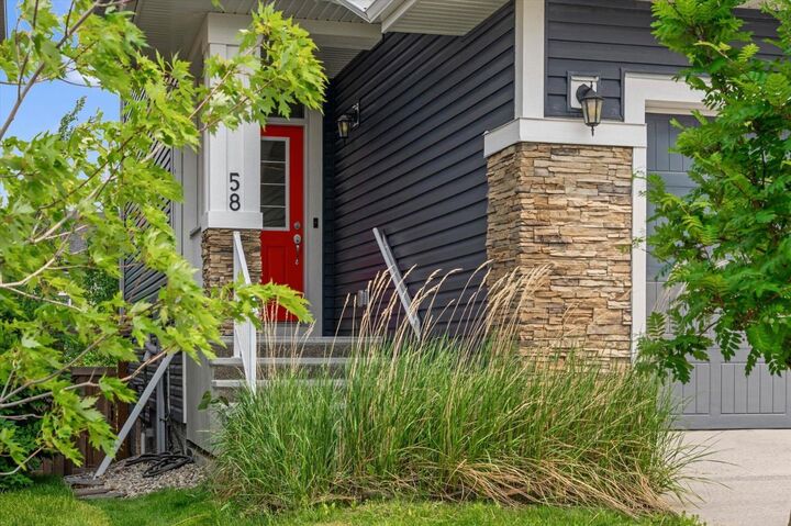 Property Photo: 58 Crestbrook Drive SW AB T3B 6G4