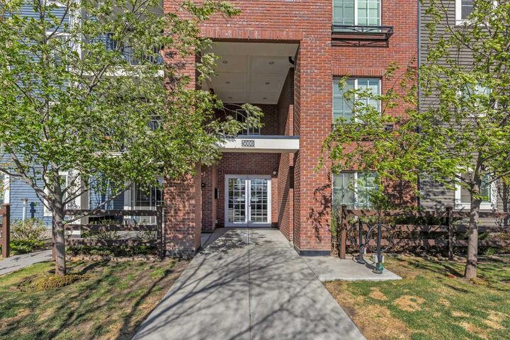 Property Photo: 755 Copperpond Boulevard SE 5312 AB T2Z 4R2