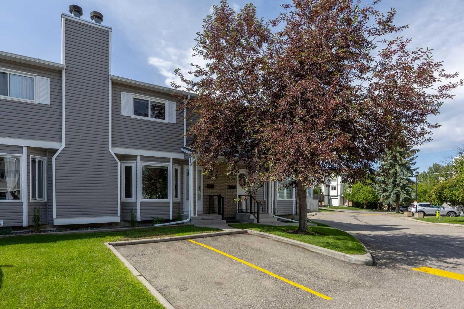 Property Photo:  292 Cedarwood Park SW  AB T2W 5X6 