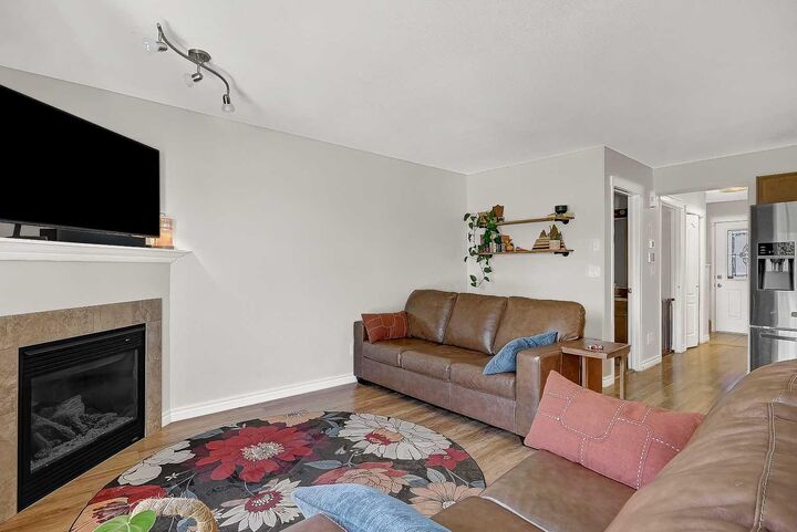 Property Photo: 11204 71 Avenue AB T8W 0C8