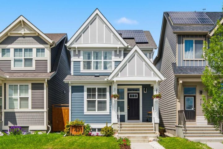406 Masters Road SE — photo 1