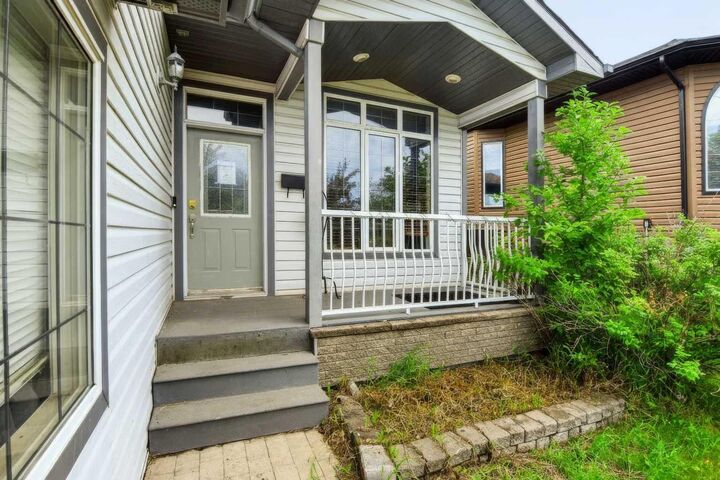 Property Photo: 117 Barber Drive AB T9K 2E3